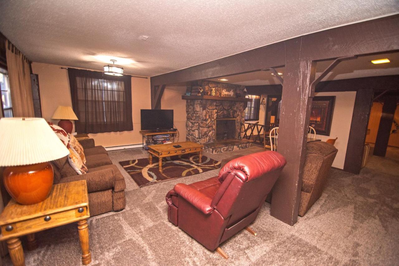Huge Ruidoso Retreat With Game Room, Pool, 2 Balconies, 2 Kitchens - Sleeps 17! Екстер'єр фото